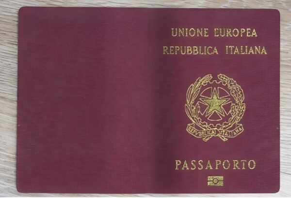 Italy passport